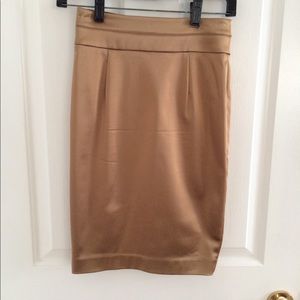 Bebe gold pencil skirt size 0